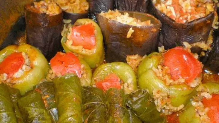 Rüyada Dolma Görmek – Anlamı ve Yorumları